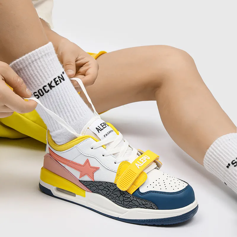 M.M Party Low Top Skateboard Shoes Unisex-50