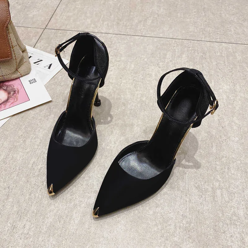 SHUXIAOBEI Slim Heel High Heels Women's Black-3