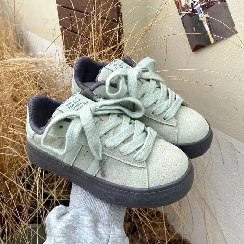 SHUXIAOBEI Anti Slip Wear Resistant Low Top Skateboard Shoes Women's-21
