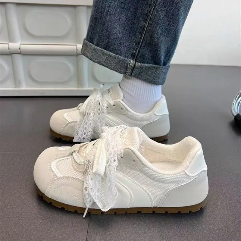 SHUXIAOBEI Low Top Skateboard Shoes Women's-1