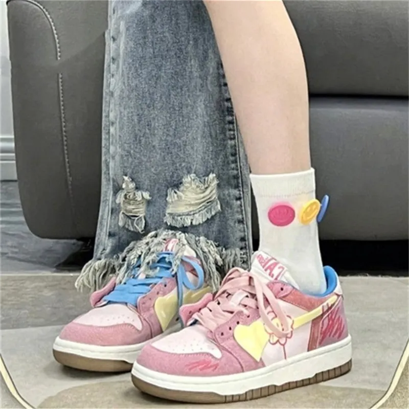 Crocodile Slip-Resistant Cushioning Abrasion-Resistant Low-Top Skateboard Shoes Women's Pink-3