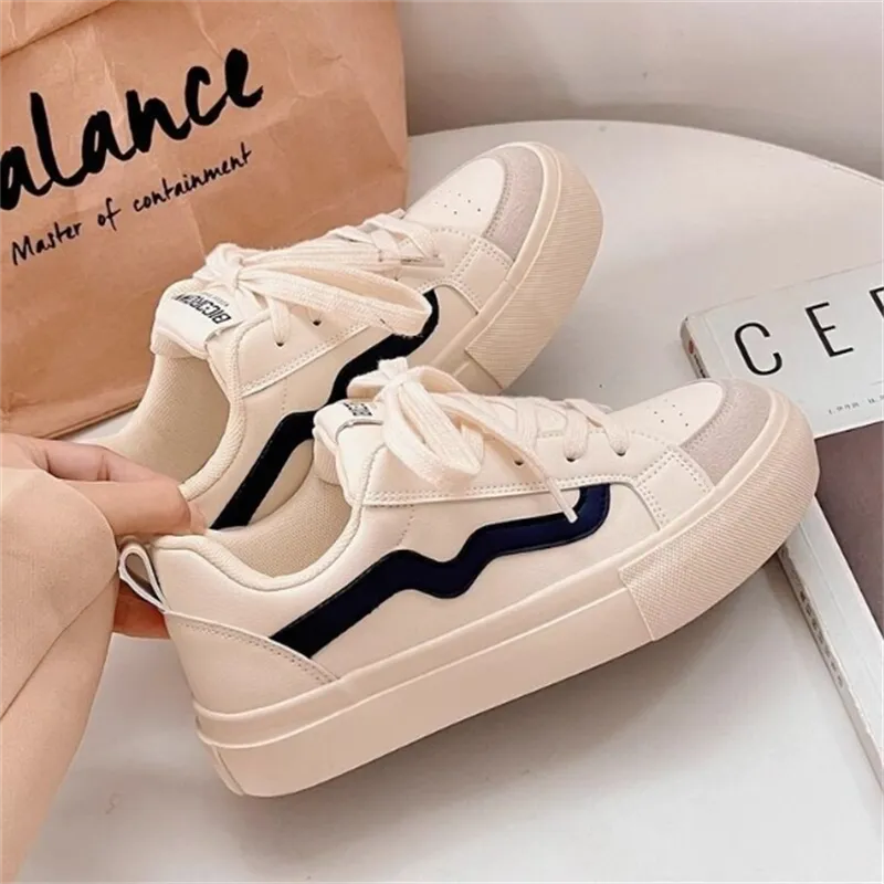 Crocodile Low-Top Skateboard Shoes Women's-9