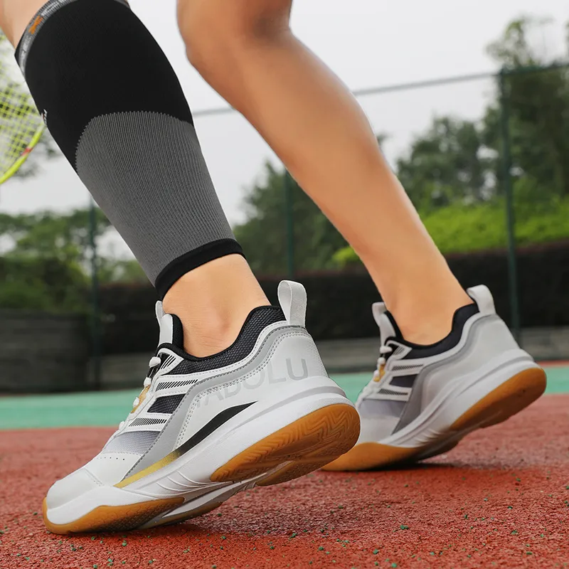 TABOLU Cushioning Coverage Abrasion Resistant Lightweight Breathable Slip Resistant Low Top Badminton Shoes Unisex-19