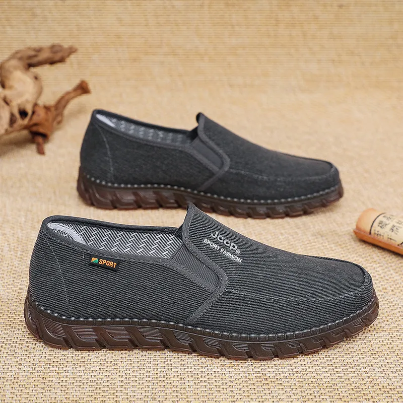 Boogie Bear Lightweight Abrasion-Resistant Breathable Slip-Resistant Low-Top Casual Shoes Men's-1