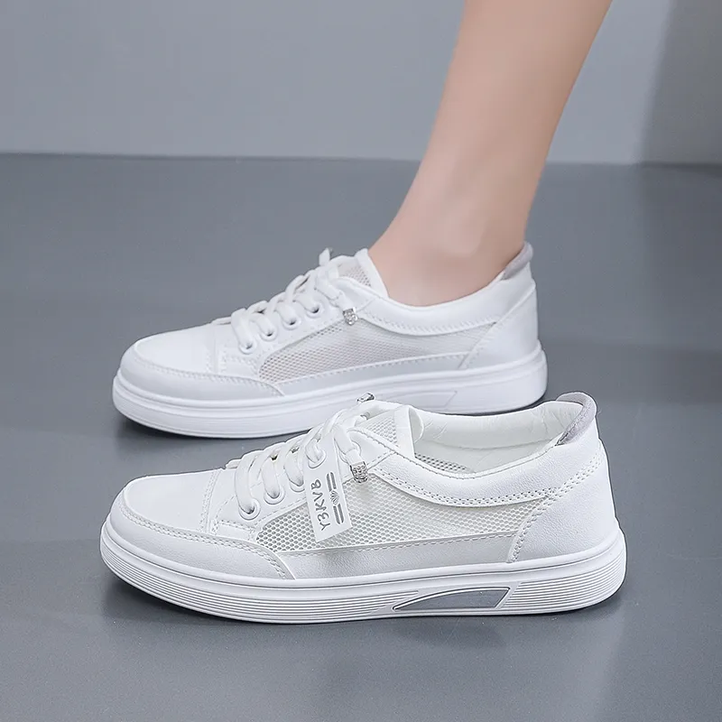Boogie Bear Anti Slip Wear Resistant Low Top Skateboard Shoes Women's-1