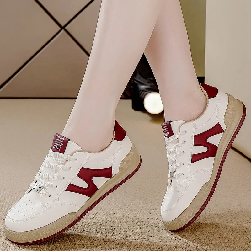 Boogie Bear Low Top Skateboard Shoes Women's-1