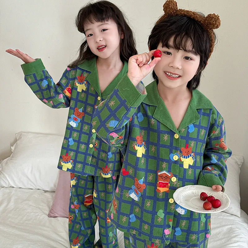 Wabi Town Pajama Set Unisex Green-4