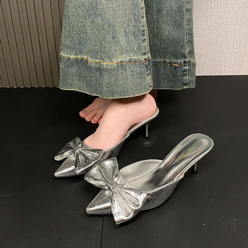 Alxnan Closed Toe Slippers Women's-9
