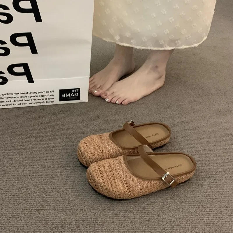 Alxnan Closed Toe Slippers Women's-16