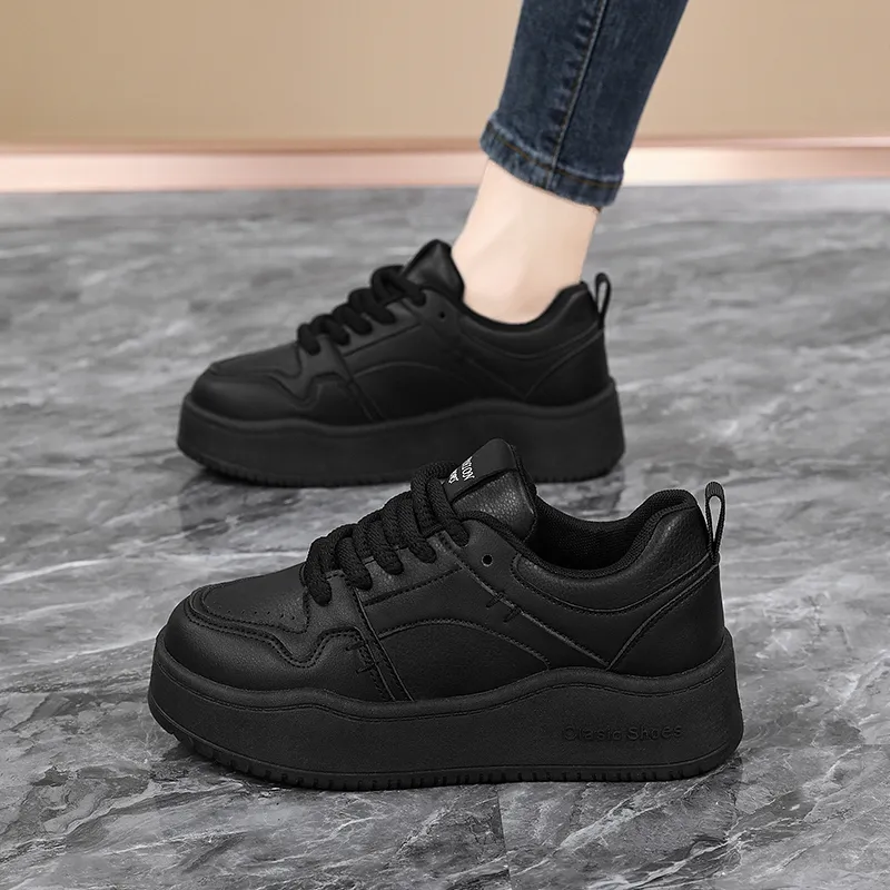 M.M Party Waterproof Cushioning Abrasion Resistant Low Top Skateboard Shoes Women's-8