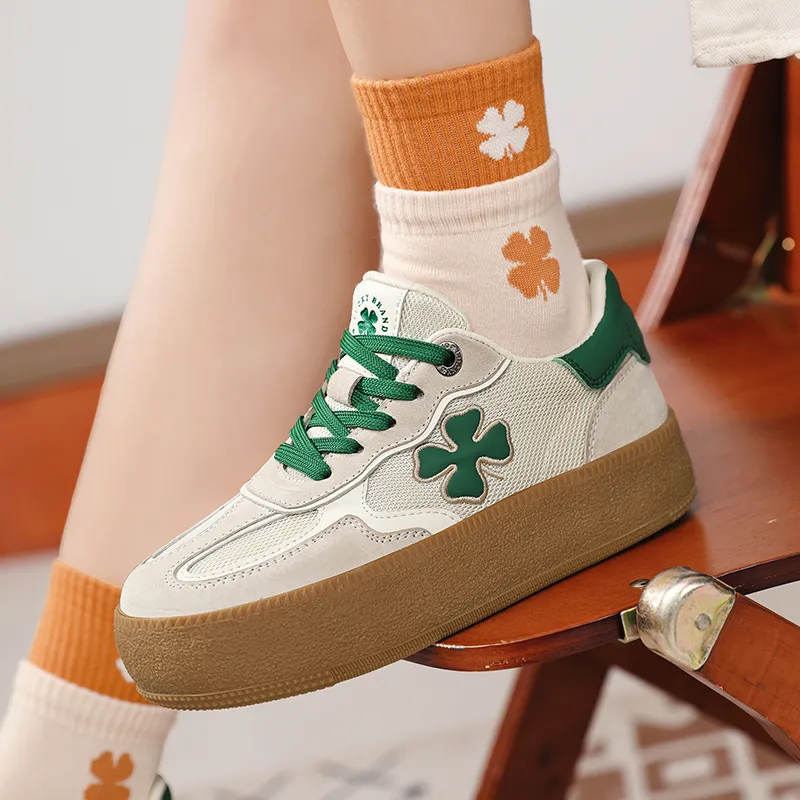LUCKY BRAND Four Leaf Clover Low Top Casual Shoes Women's-8