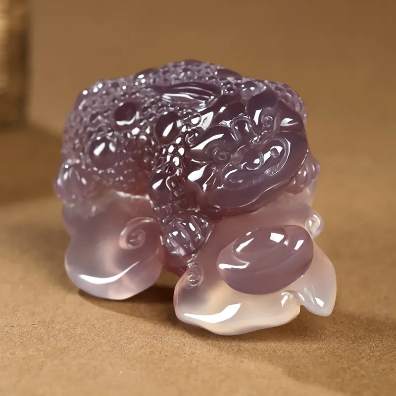 Phoenisess Chalcedony Carved Ornaments Unisex-2