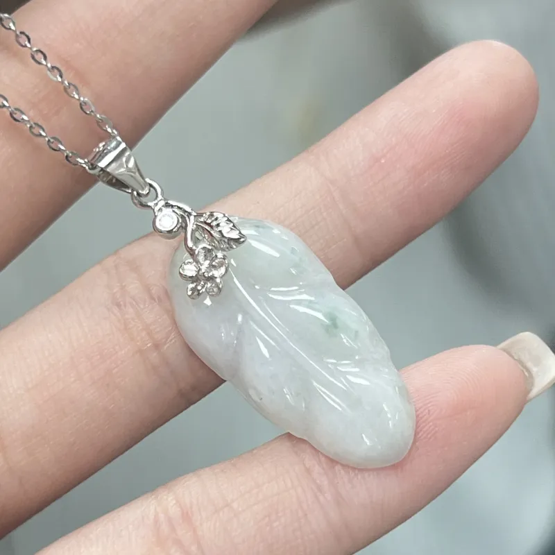 As Fury Bean Type Jadeite Necklaces Unisex-1