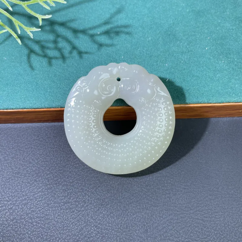 BUDOUXIAOAI Hetian Jade Handheld Piece White Jade/Pale Greenish White Jade Unisex-5