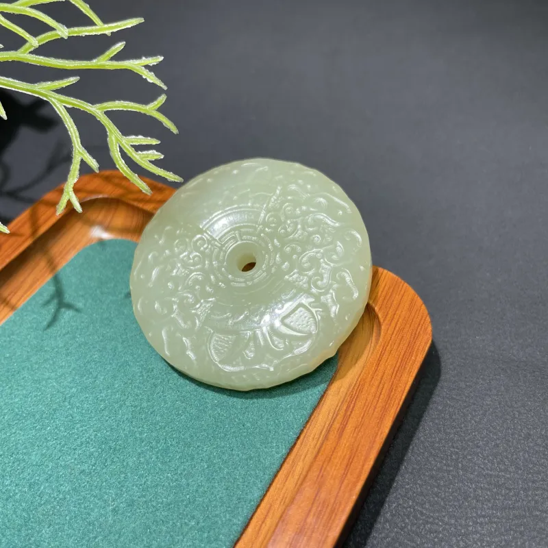 BUDOUXIAOAI Hetian Jade Pendants White Jade/Pale Greenish White Jade Unisex-5