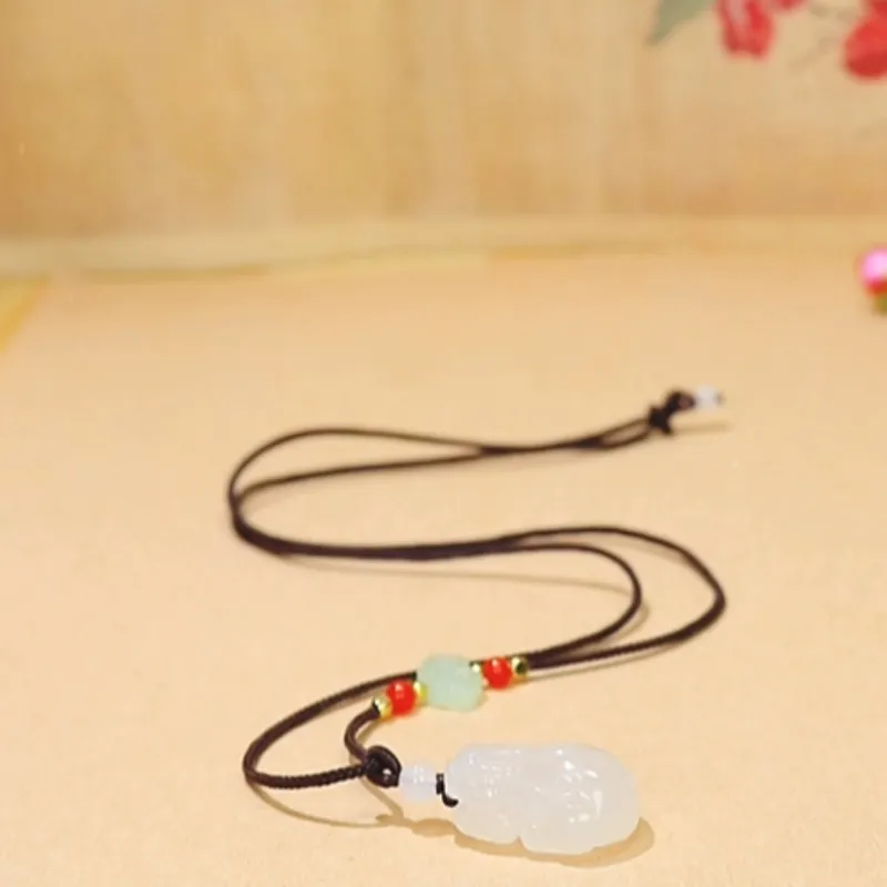 BUDOUXIAOAI Chalcedony Necklaces Unisex-1