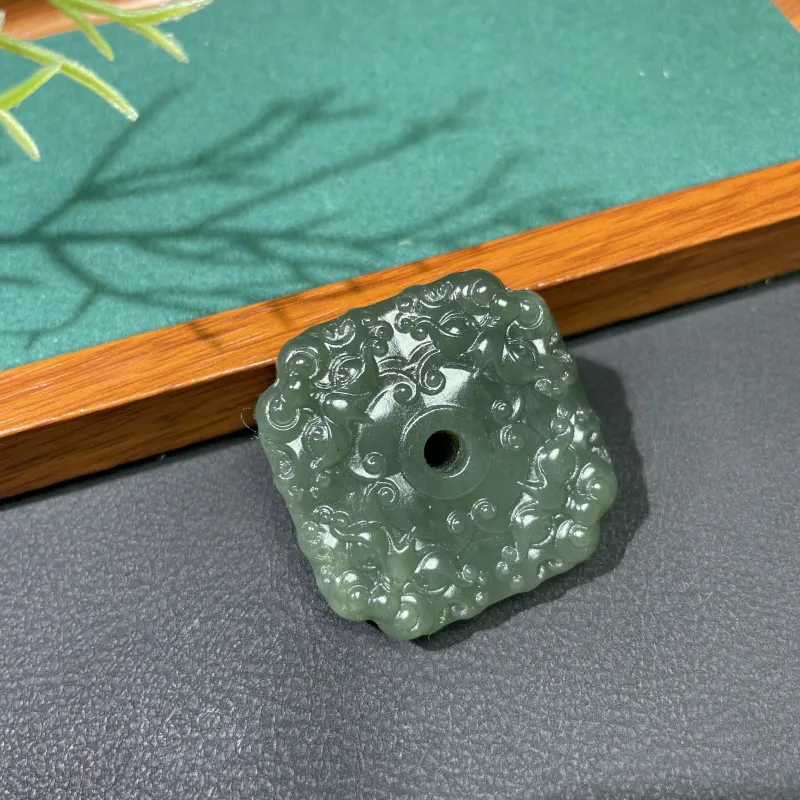 BUDOUXIAOAI Hetian Jade Pendants Green Jade Unisex-2
