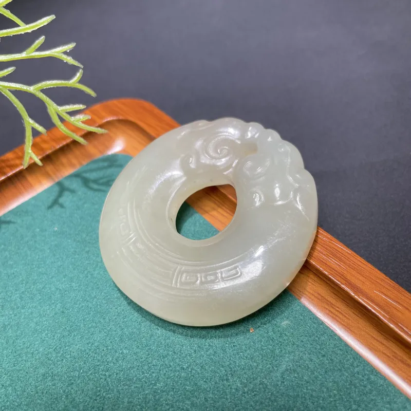 BUDOUXIAOAI Hetian Jade Pendants White Jade/Pale Greenish White Jade Unisex-3