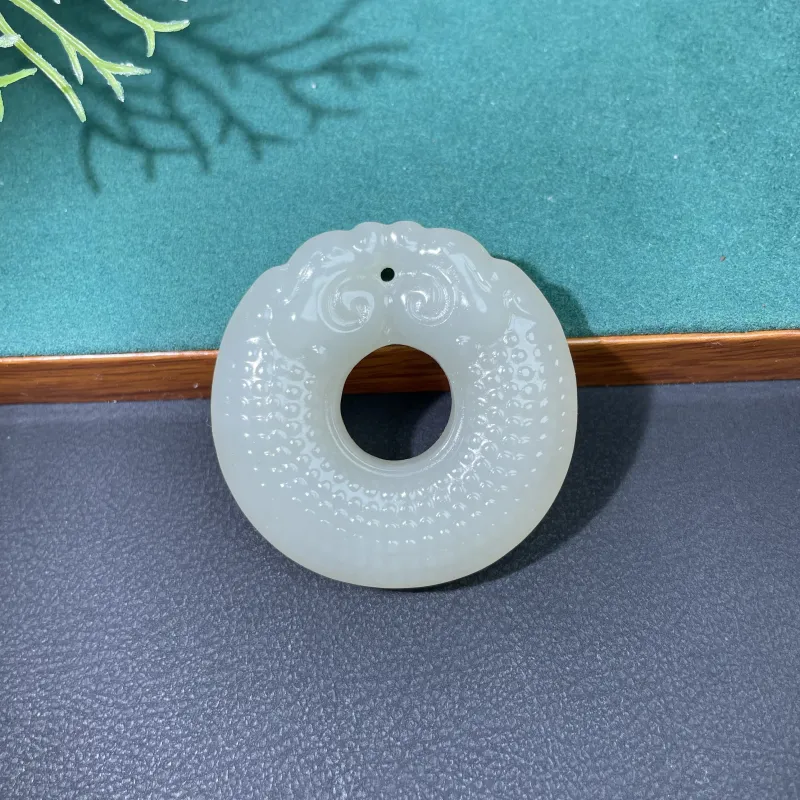 BUDOUXIAOAI Hetian Jade Handheld Piece White Jade/Pale Greenish White Jade Unisex-6