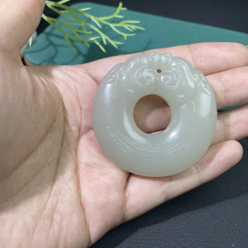BUDOUXIAOAI Hetian Jade Handheld Piece White Jade/Pale Greenish White Jade Unisex-4