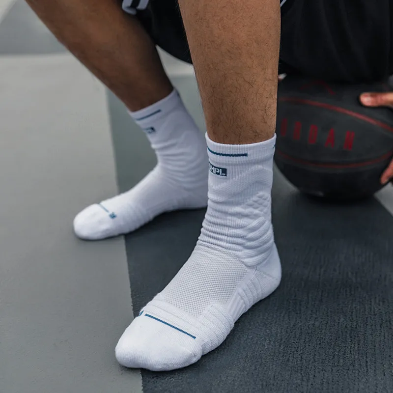 BKCXZICE Basketball Socks Unisex 3 Pack-1