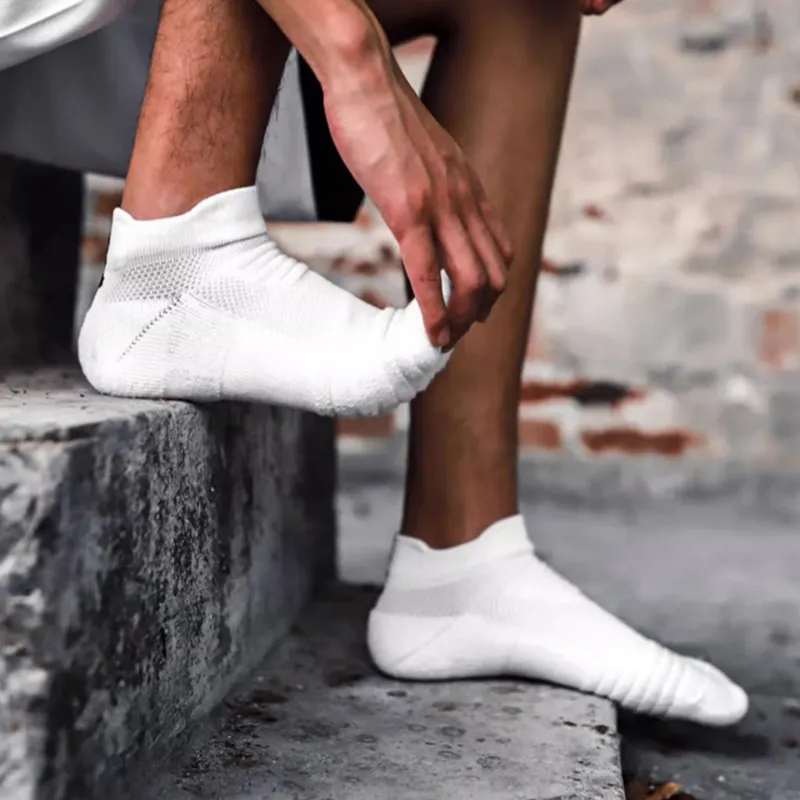 BKCXZICE Basketball Socks Unisex-1