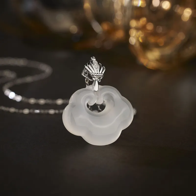 Bubble Scallops Chalcedony Jade Necklaces Women's-2
