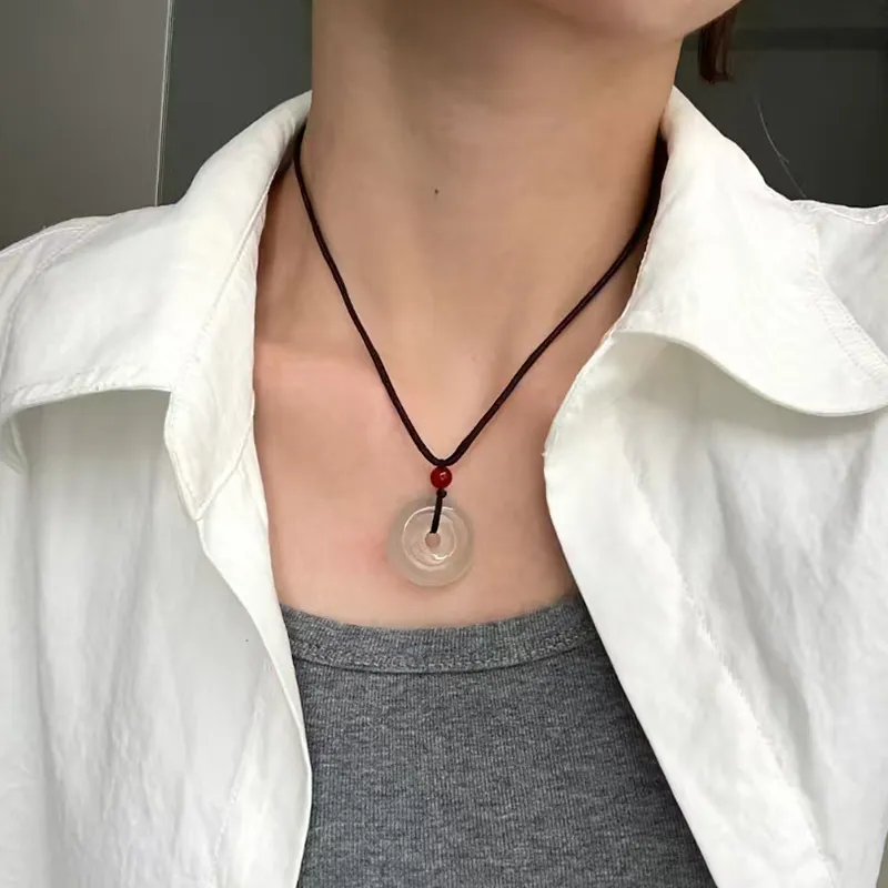 Bubble Scallops Chalcedony Necklaces Unisex-5