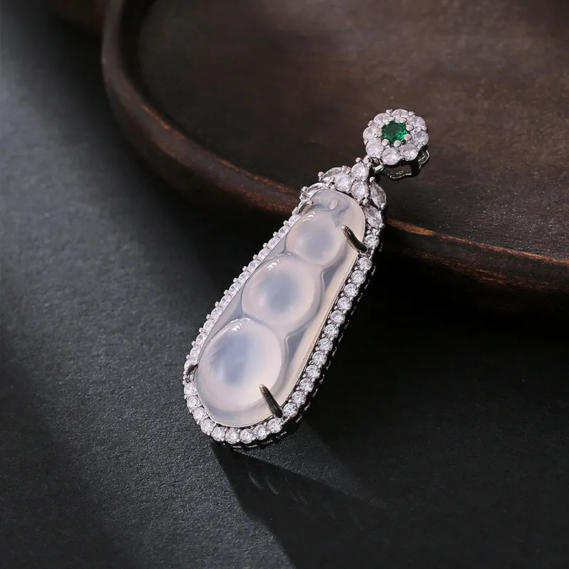 Bubble Scallops Chalcedony Jade Necklaces Women's-2