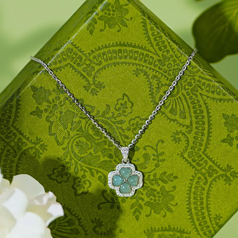 Bubble Scallops Glutinous Jade Jadeite Necklaces Women's-1