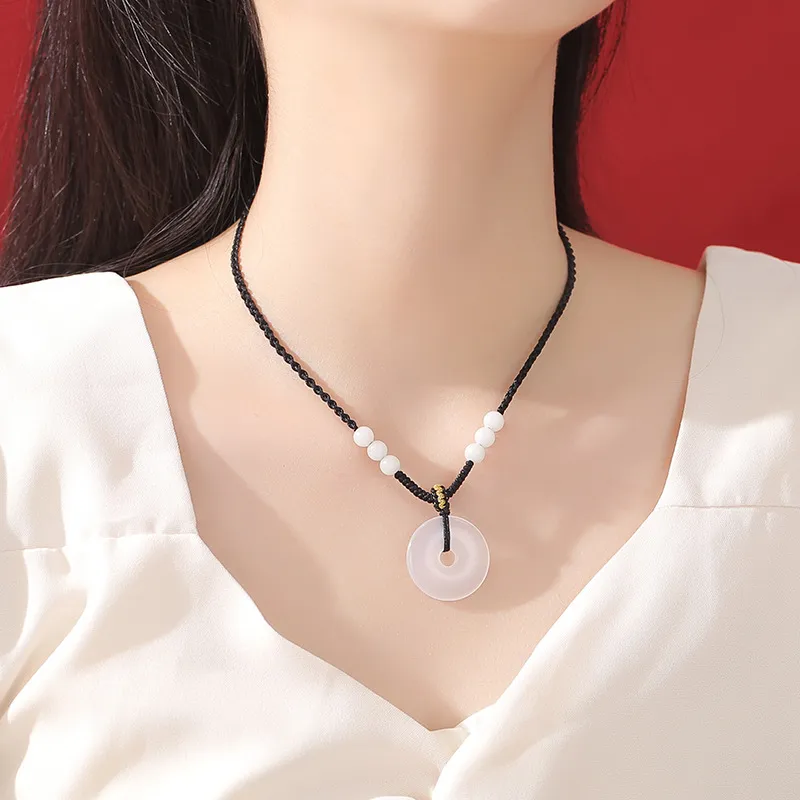 Bubble Scallops Chalcedony Jade Necklaces Unisex-4