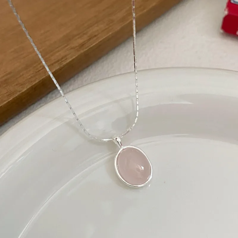 Bubble Scallops Chalcedony Necklaces Women's-1