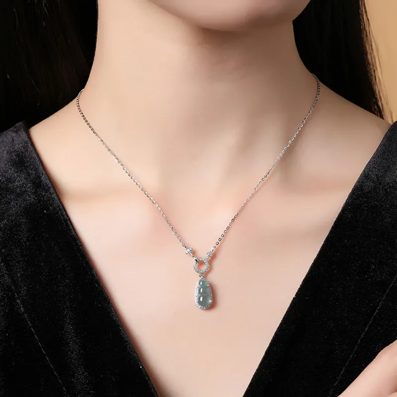 Bubble Scallops Glutinous Jade Jadeite Necklaces Women's-1