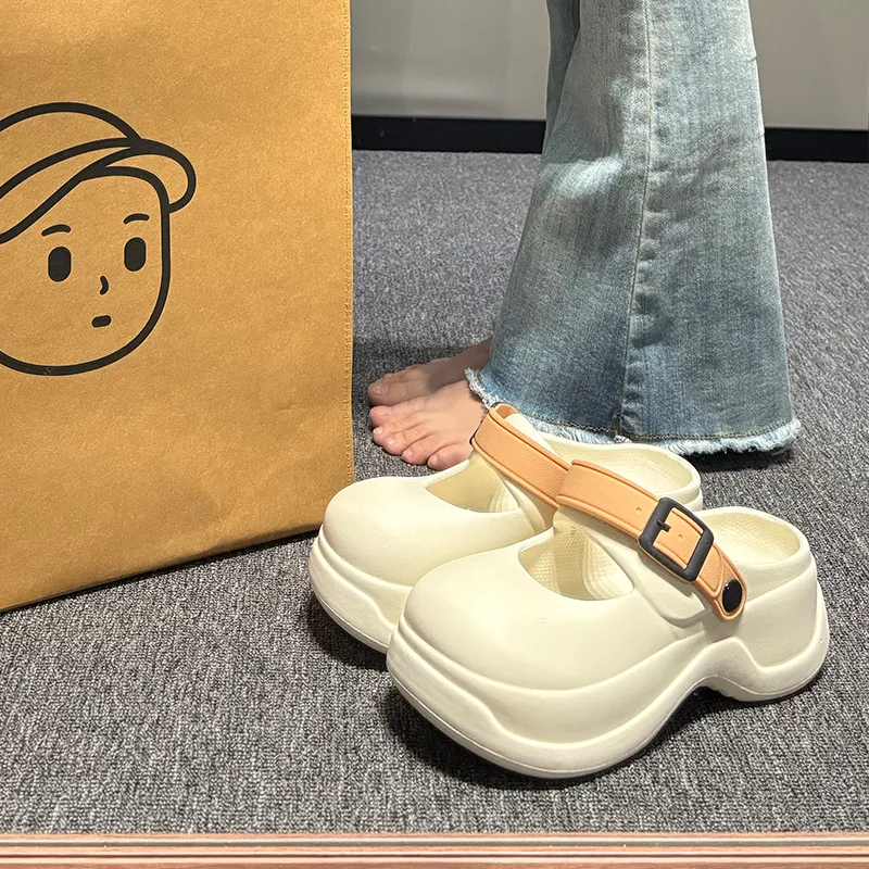 Mrs. Hui Slippers / Home Slippers-1