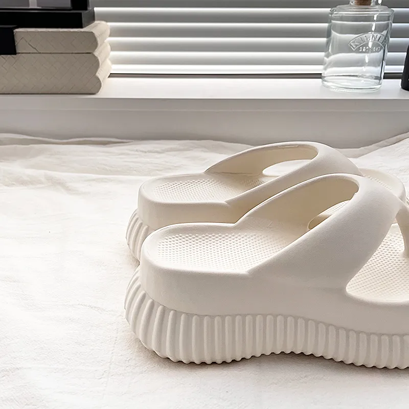 Mrs. Hui Slippers / Home Slippers-4