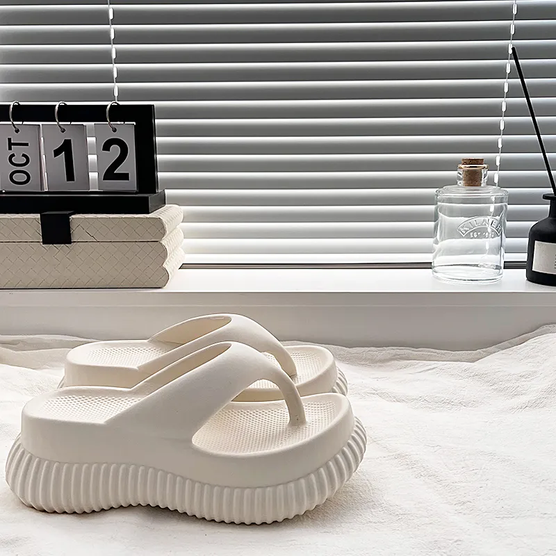 Mrs. Hui Slippers / Home Slippers-2