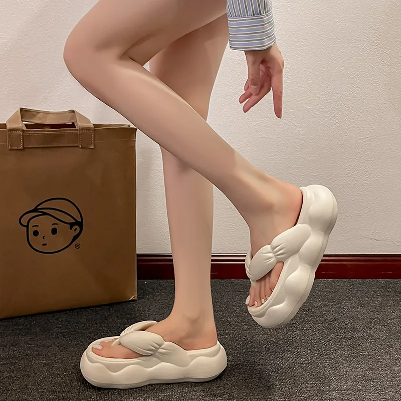 Mrs. Hui Slippers / Home Slippers-4