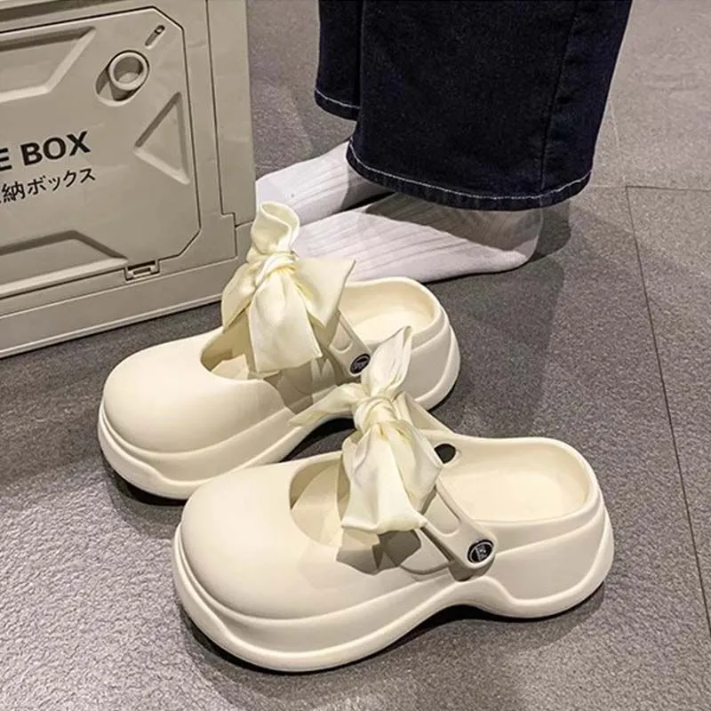 Mrs. Hui Slippers / Home Slippers-1