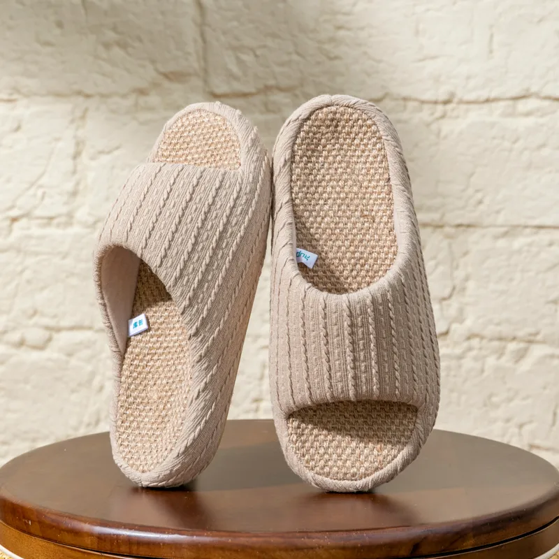 Mrs. Hui Slippers / Home Slippers-15