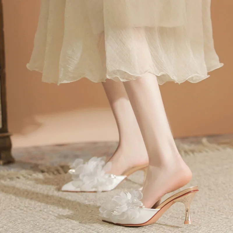 City Camel Closed Toe Slippers Women's White-4