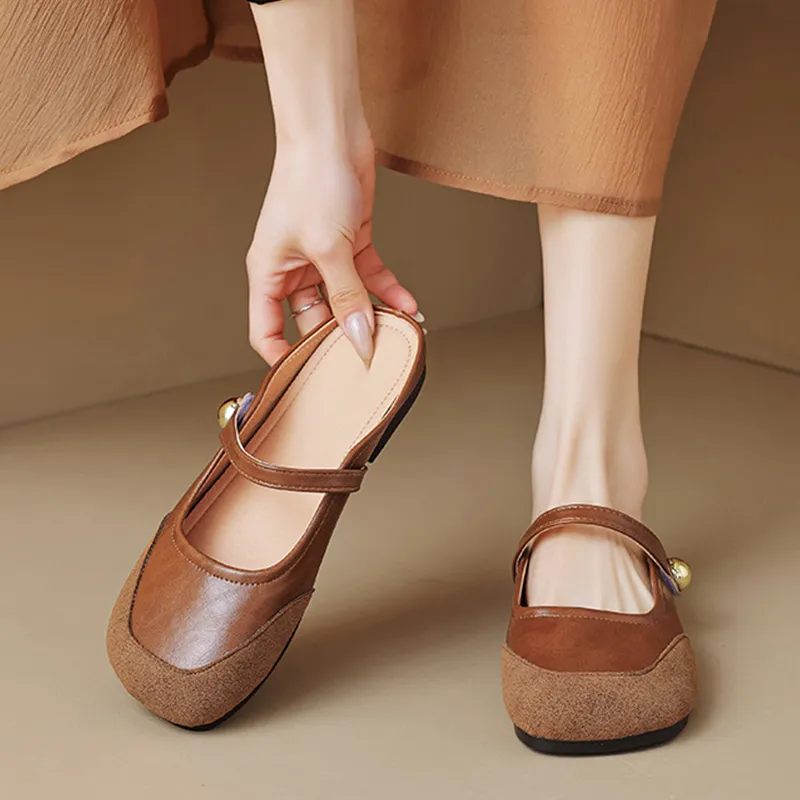 City Camel Quiet Closed Toe Slippers Women's-10