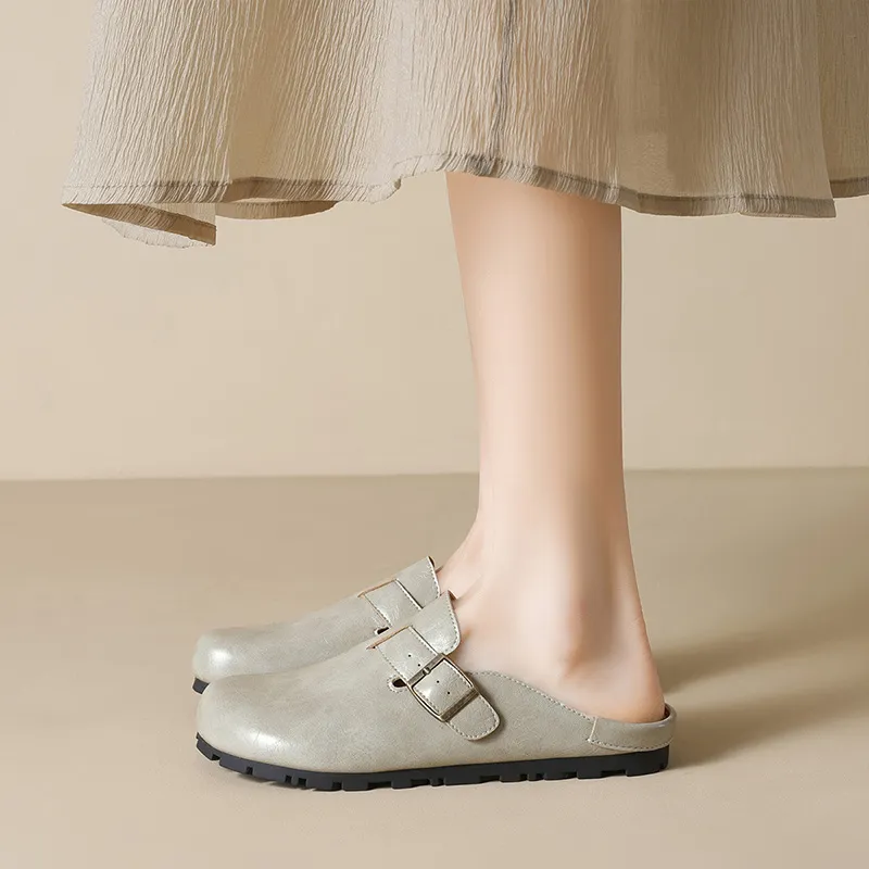 City Camel Rubber Sole Quiet Closed Toe Slippers Women's-8