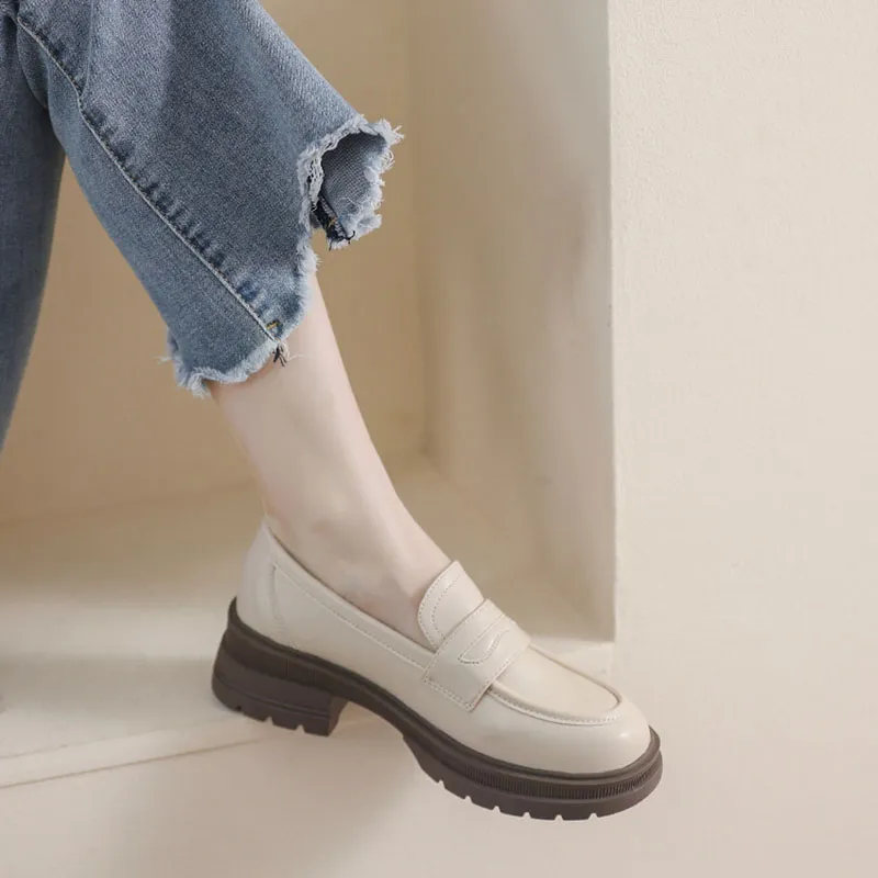 City camel Loafers Women's-16