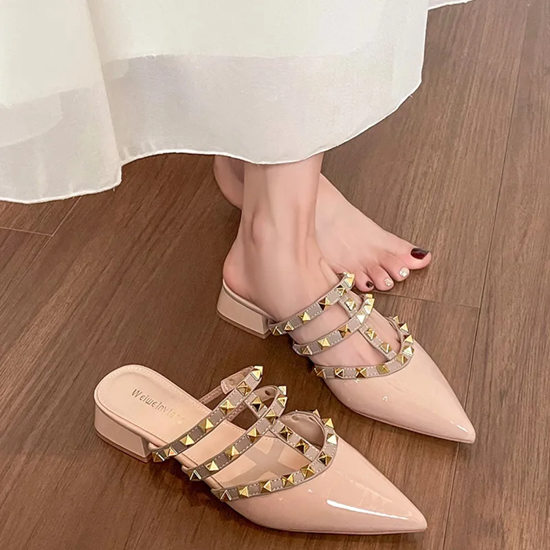 City Camel Rubber Sole Closed Toe Slippers Women's-11