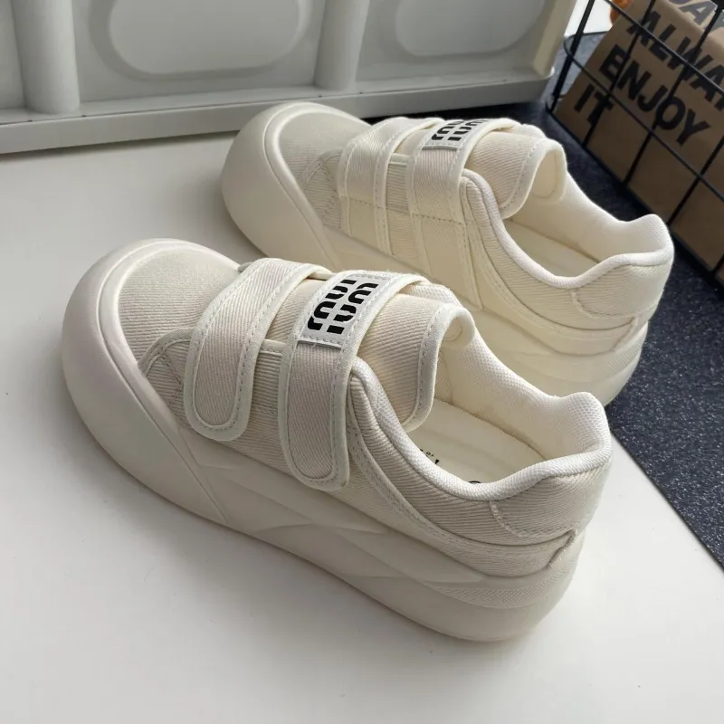 City Camel Low Top Casual Shoes Women's-7