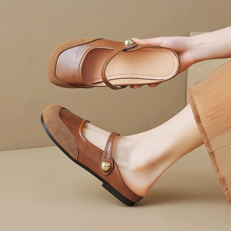 City Camel Quiet Closed Toe Slippers Women's-8