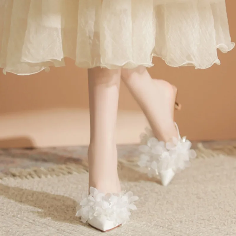 City Camel Closed Toe Slippers Women's White-2