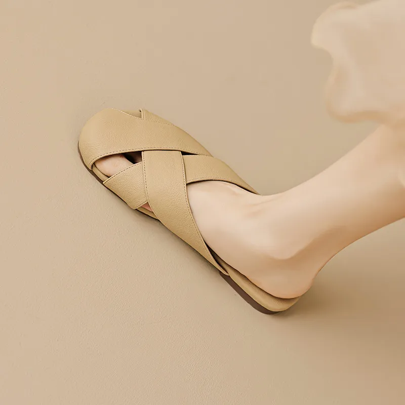 City Camel Rubber Sole Slip Resistant Closed Toe Slippers Women's-8