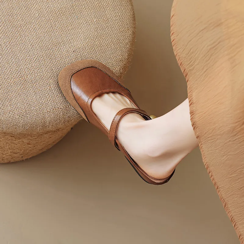 City Camel Quiet Closed Toe Slippers Women's-7
