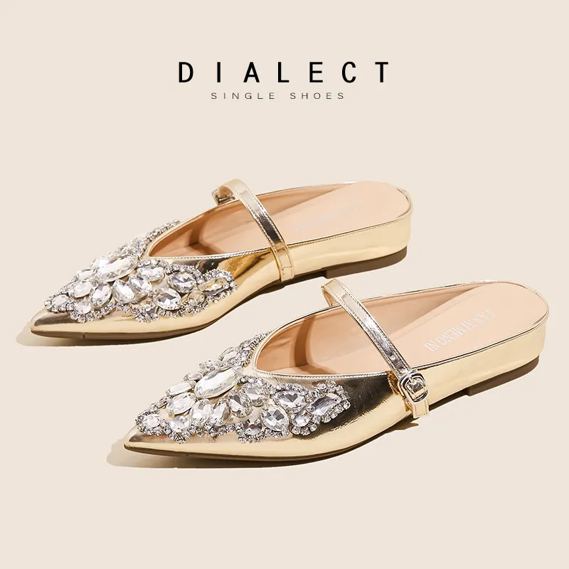 City Camel Closed Toe Slippers Women's-10